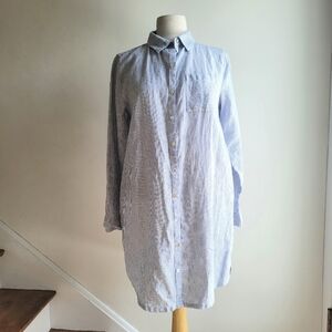 Like New Tahari Light Blue Striped Button-Down Long Sleeves Shirt M